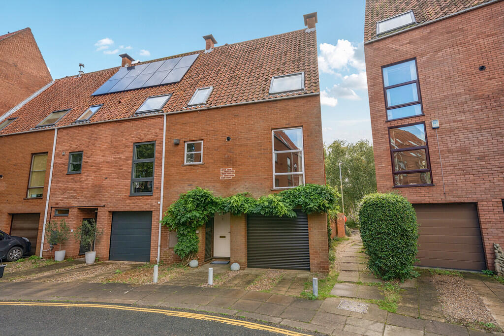 Main image of property: Friars Quay, Norwich, NR3