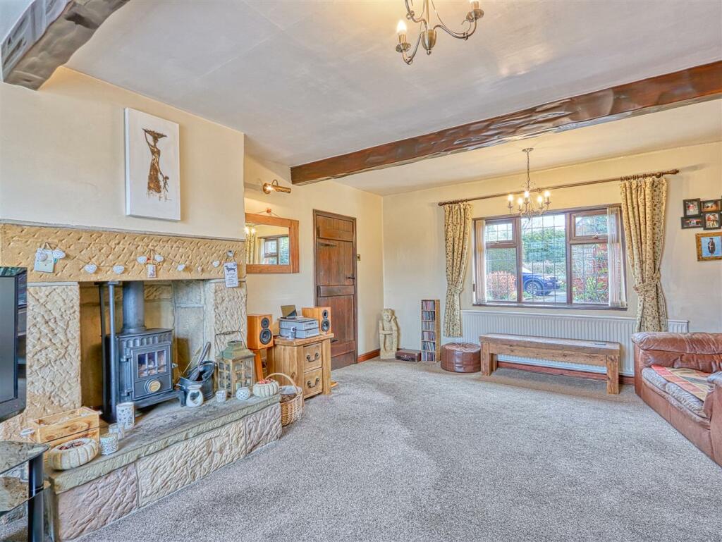 3 bedroom cottage for sale in Chesterfield Road, Tibshelf, Alfreton, Derbyshire DE55