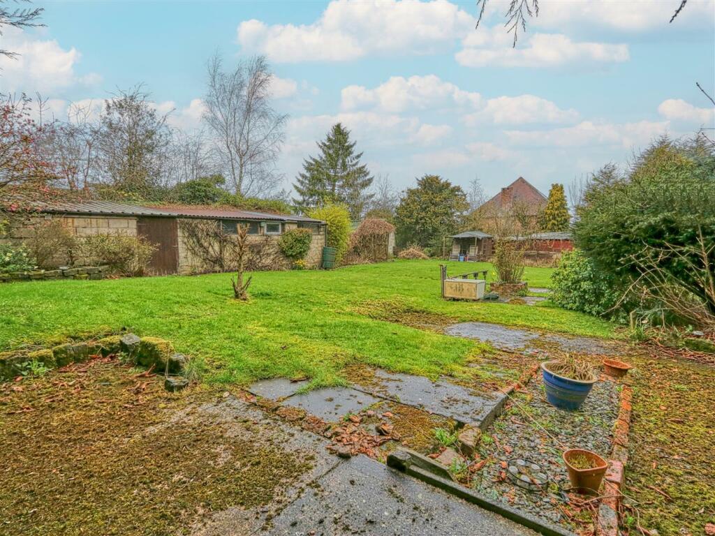 3 bedroom cottage for sale in Chesterfield Road, Tibshelf, Alfreton