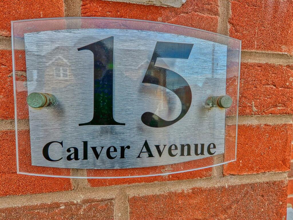 3 bedroom semidetached house for sale in Calver Avenue, North