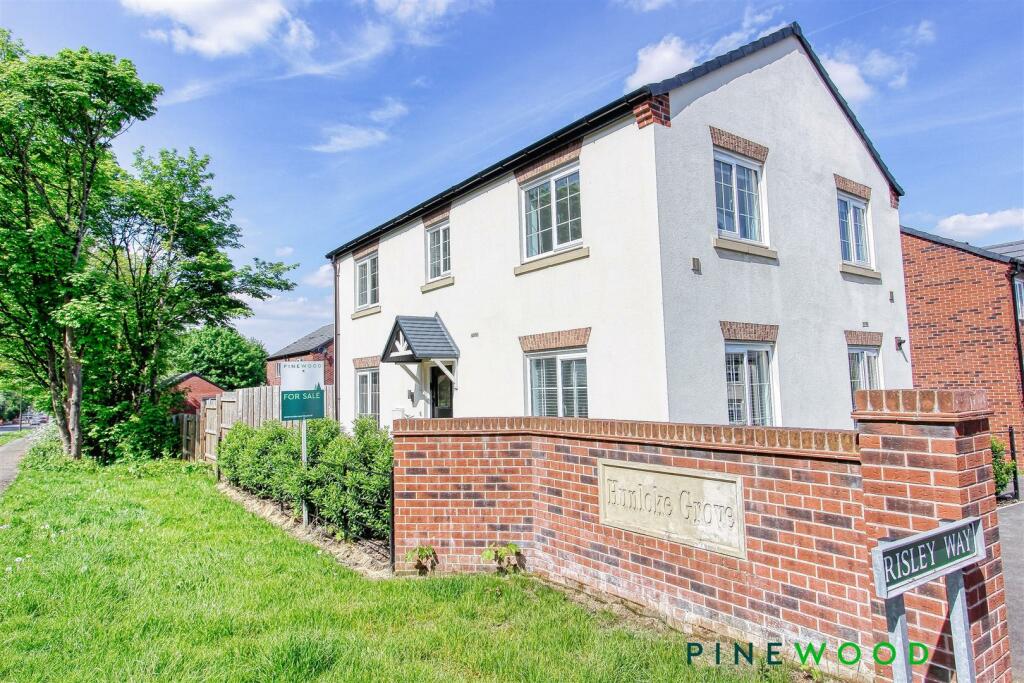 4 bedroom detached house for sale in Risley Way, Wingerworth