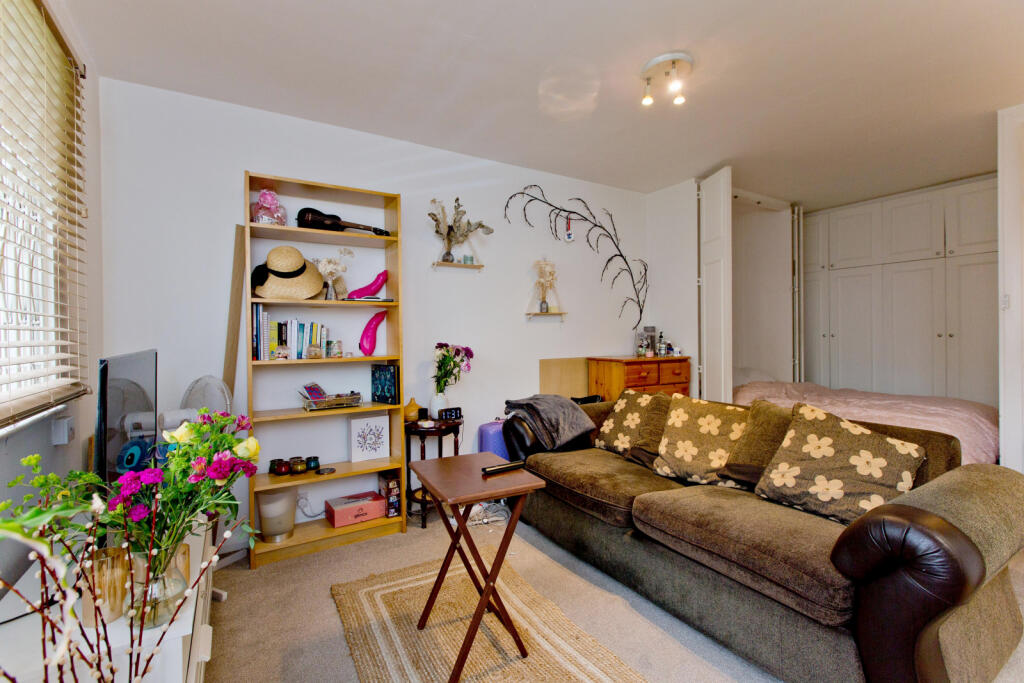 Main image of property: Haverstock Hill, NW3 4RS