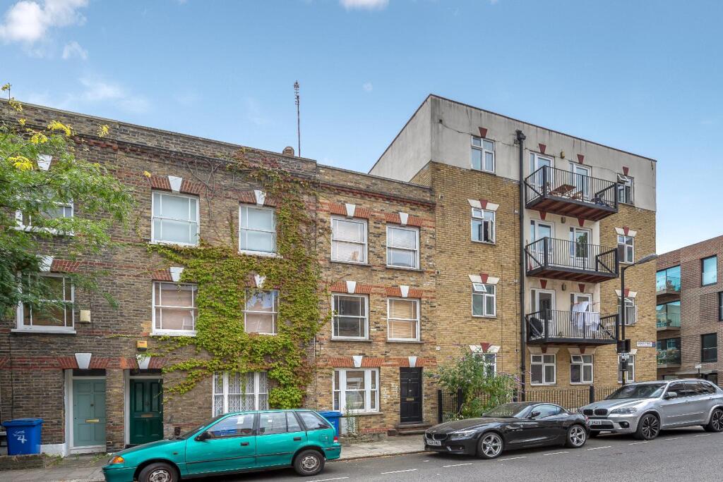 Main image of property: HENSHAW STREET, SE17