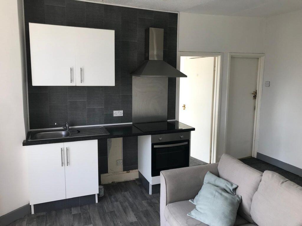 Main image of property: 50 Dickson Rd Flat 6