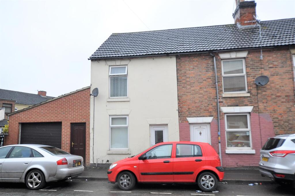 Main image of property: Victoria Crescent, Burton upon Trent, DE14