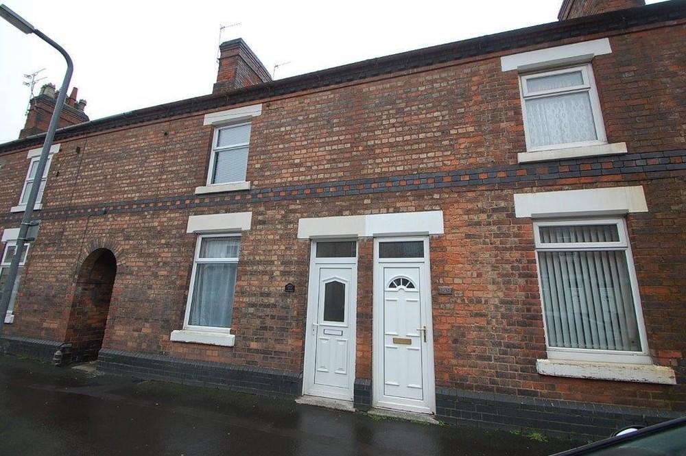 3 bedroom terraced house for sale in Grange Street, BurtonOnTrent