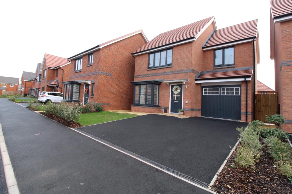 Main image of property: Thorneywood Road, Staffordshire, Drakelow, DE15