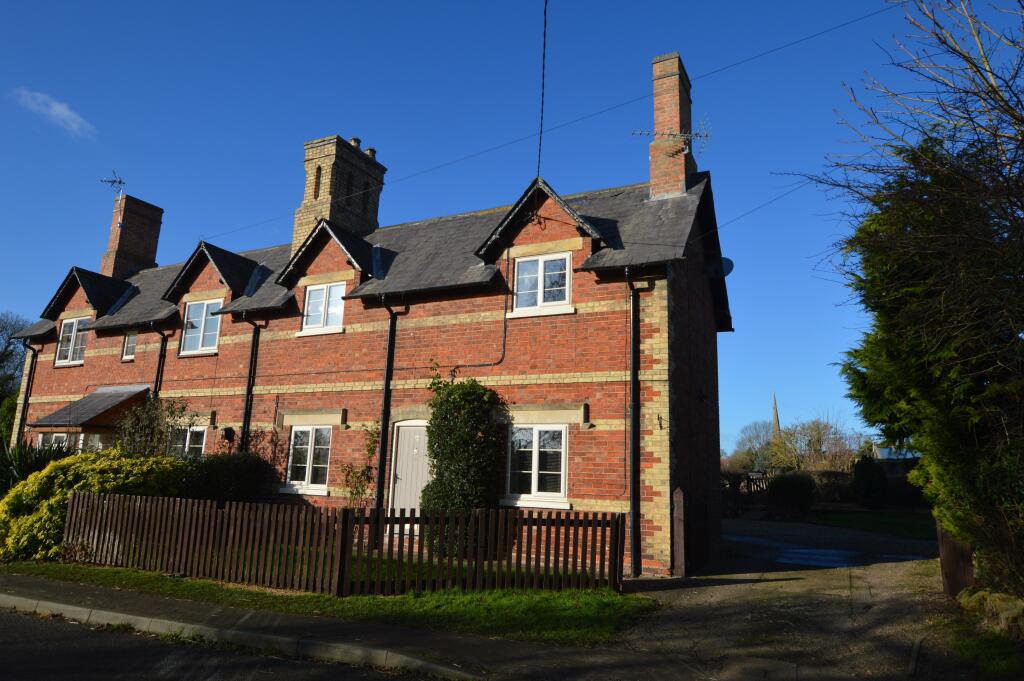 Main image of property: Easthorpe Road, Bottesford, NG13