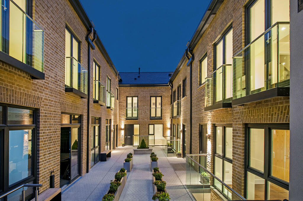 Main image of property: Hob Mews, Chelsea