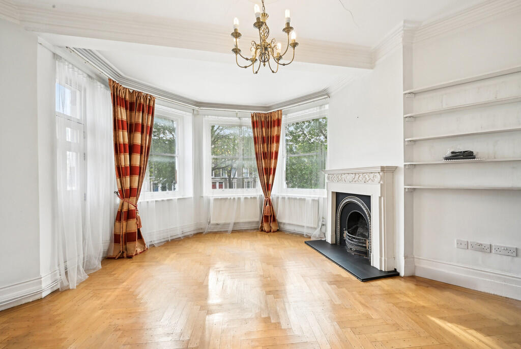 Main image of property: Ashburnham Mansions, Chelsea