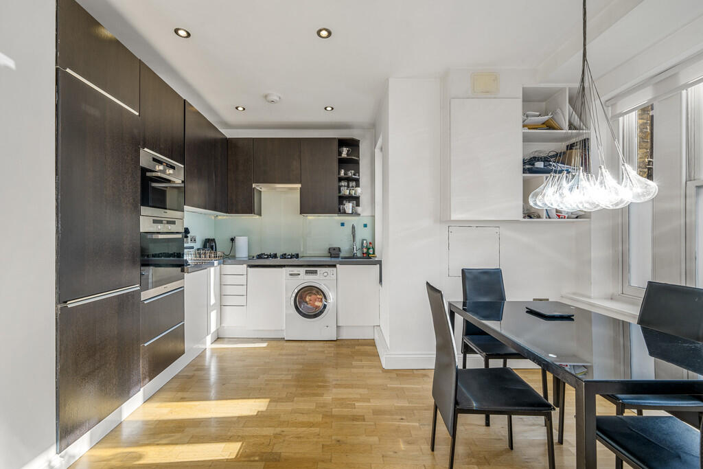 Main image of property: Ashburnham Mansions, Chelsea