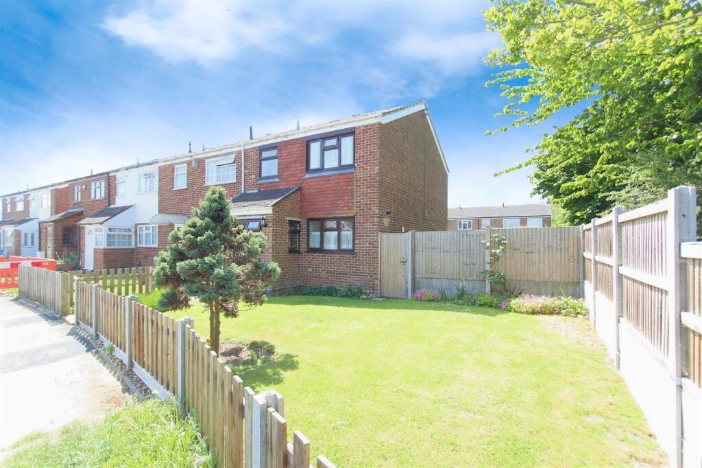 Main image of property: Oak Road, Sittingbourne