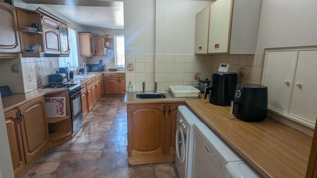 Additional image 7 of Sealey Crescent, Wells, BA5