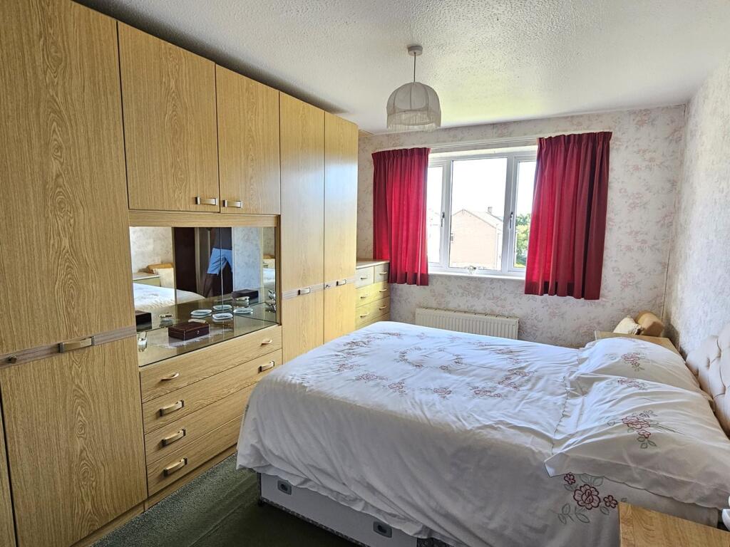 Additional property image - Coppin Close, Glastonbury, BA6