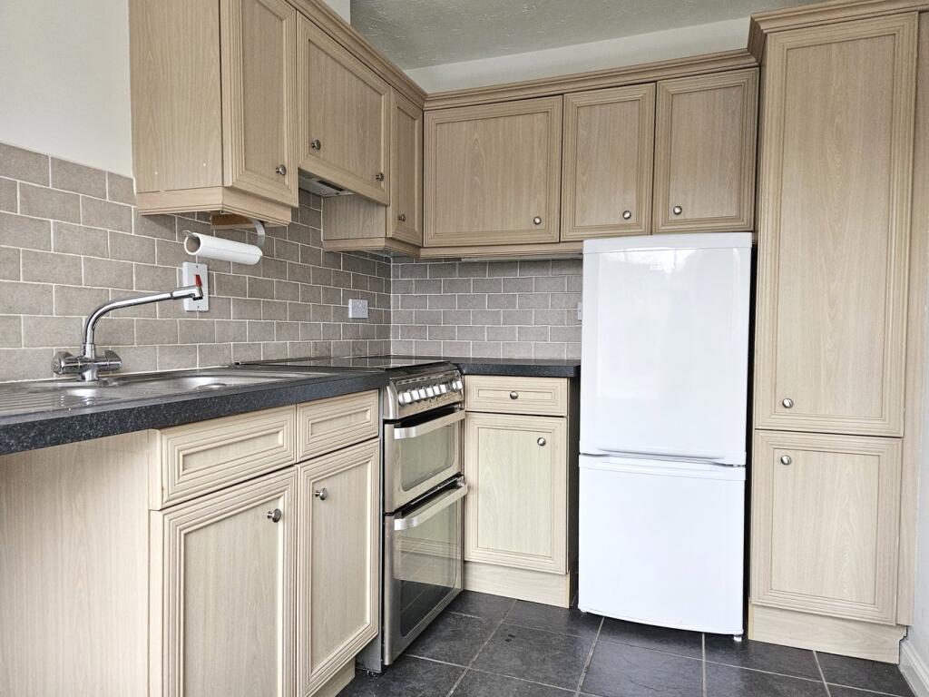 Additional property image - Stag Way, Glastonbury, BA6