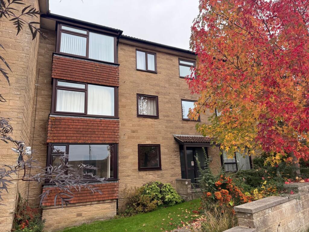 Main image of property: 7 Beaumont House, Sherborne Road, Yeovil, BA21
