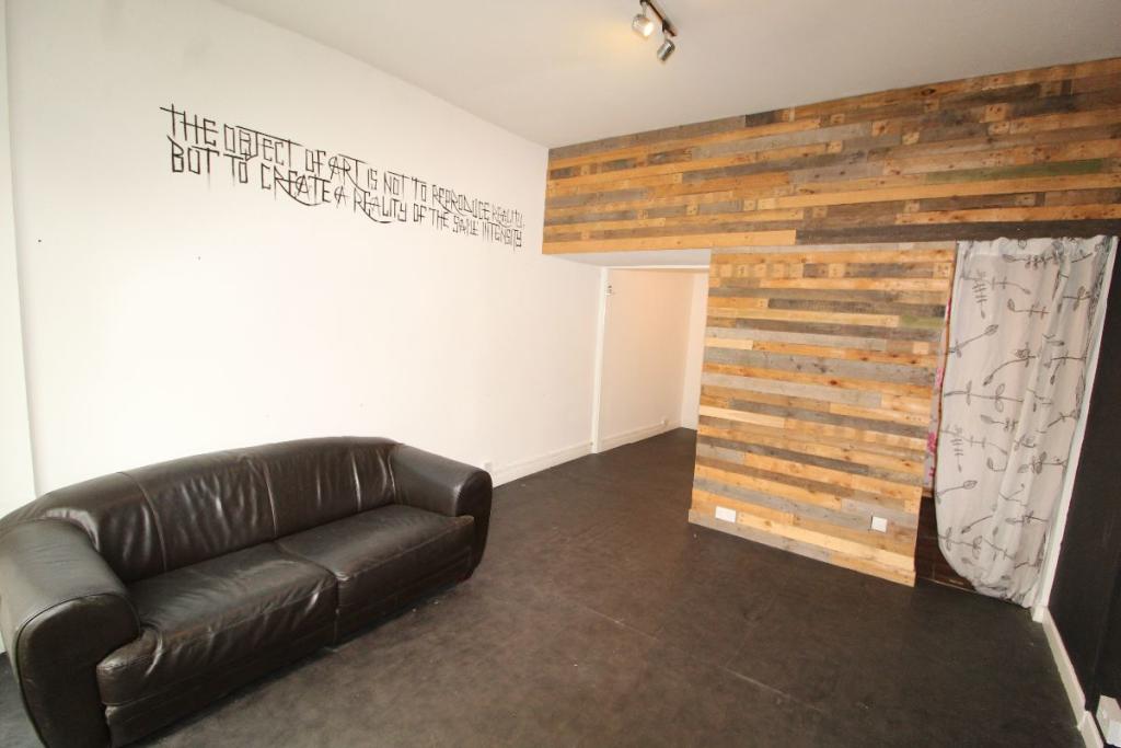 Shop for rent in Whalley Road, Accrington, BB5