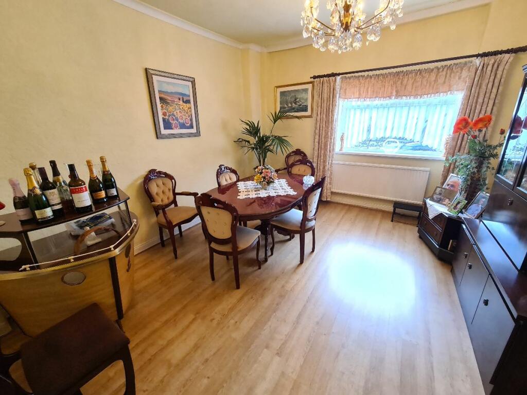3 bedroom terraced house for sale in Bolton Road, Farnworth, Bolton, BL4