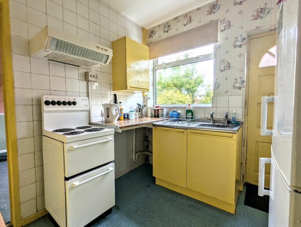 Additional property image - Trent Way, Kearsley, Bolton