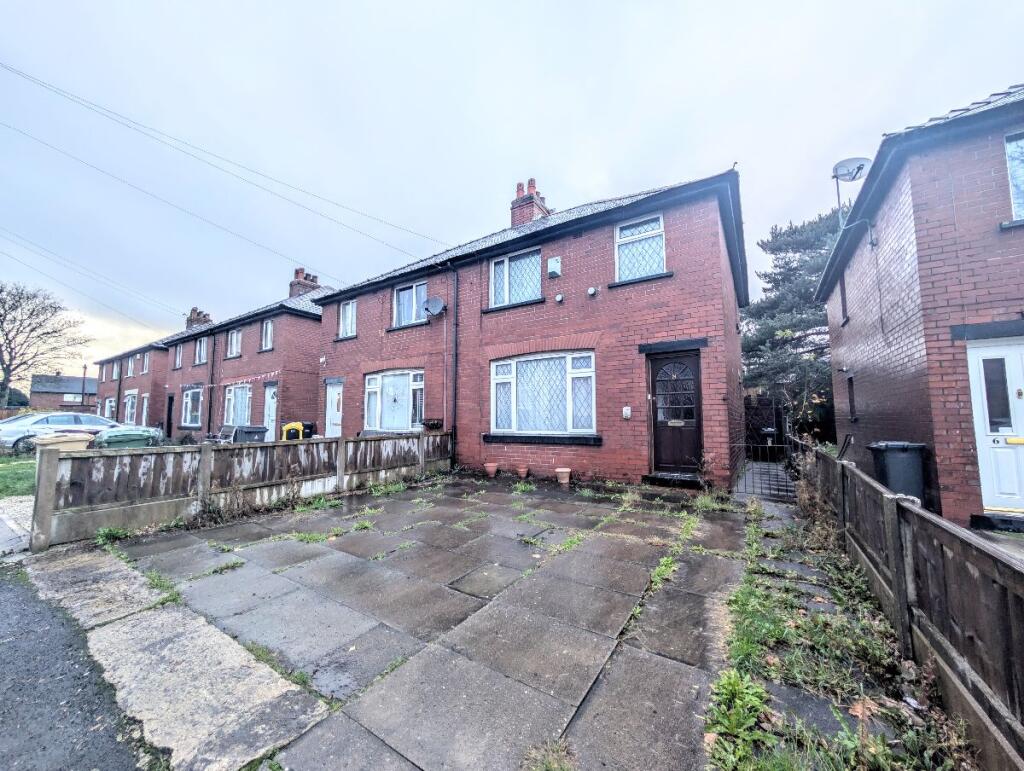 Main image of property: Kingsway, Kearsley, Bolton
