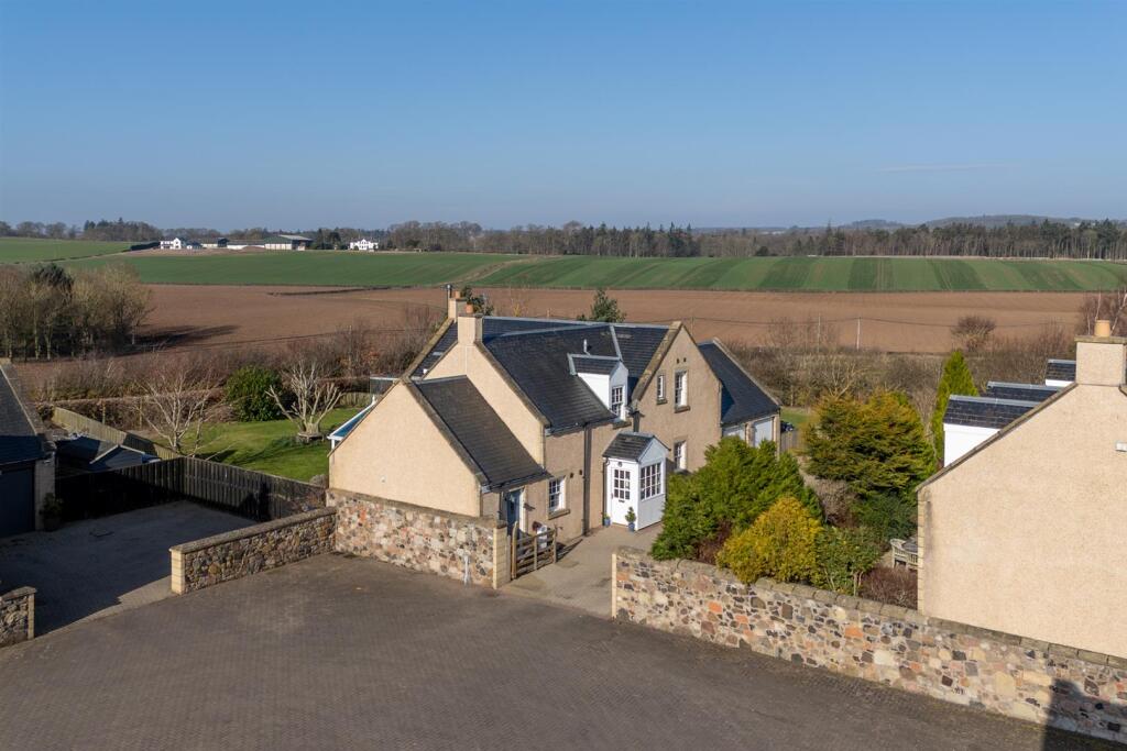 Main image of property: 6 Kaimknowe, Kelso TD5