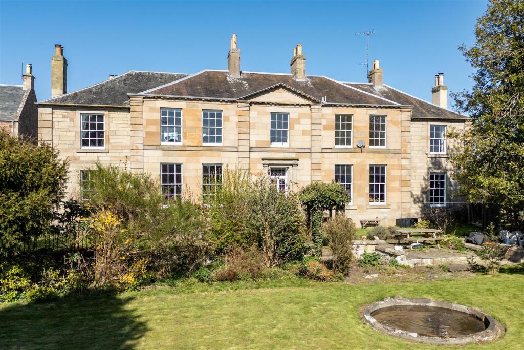 Main image of property: Maxwell Place, Maxwell Lane, Kelso TD5