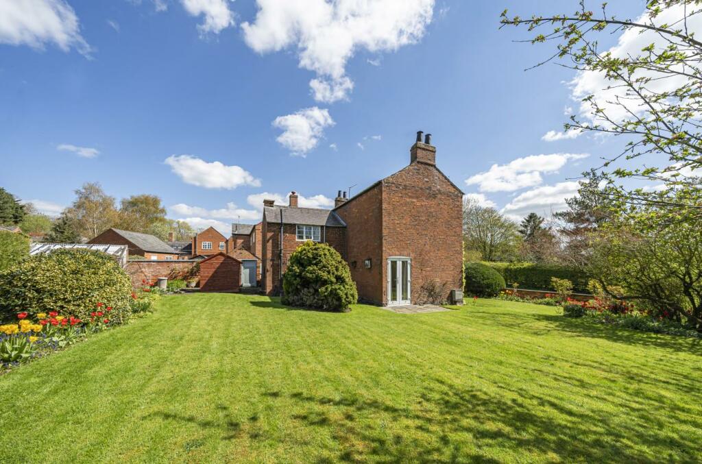 3 bedroom detached house for sale in Yew Tree House, Tur Langton