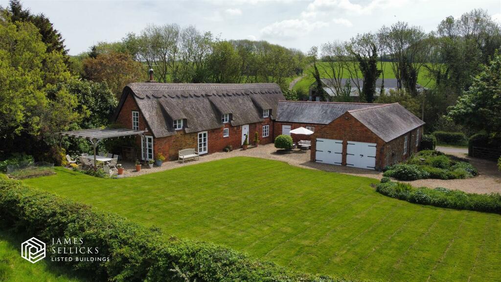 5 bedroom barn conversion for sale in The Old Barn, Blaston, Market