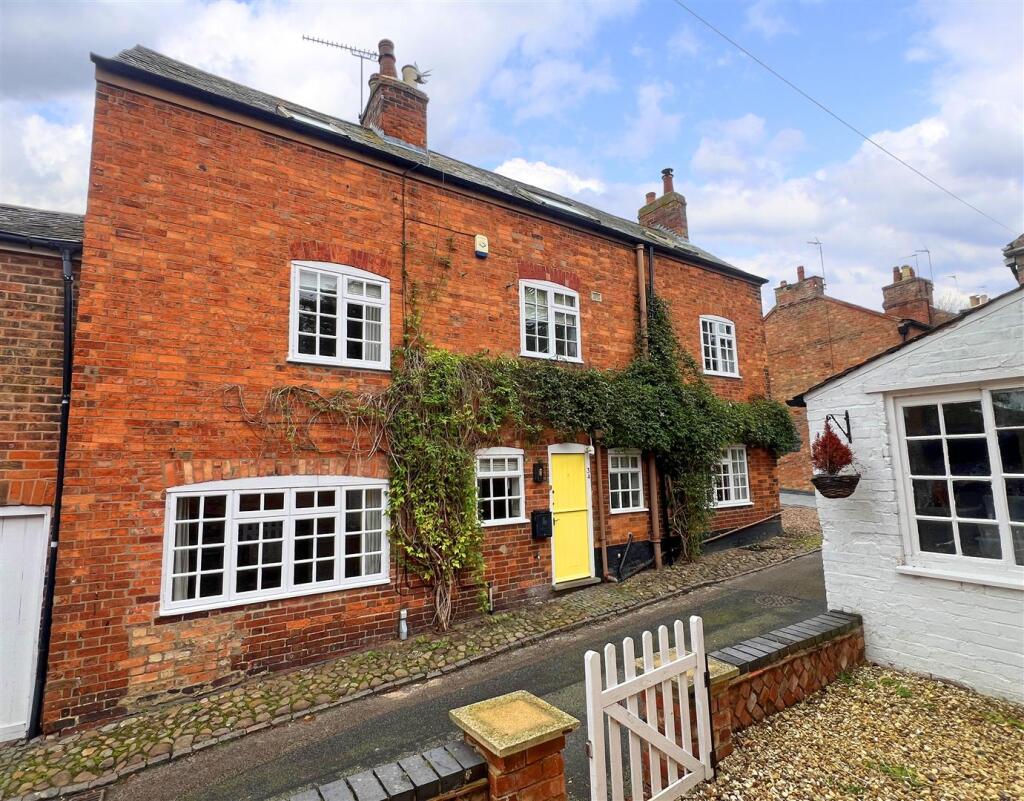 Main image of property: Main Street, Kibworth Harcourt, Leicestershire