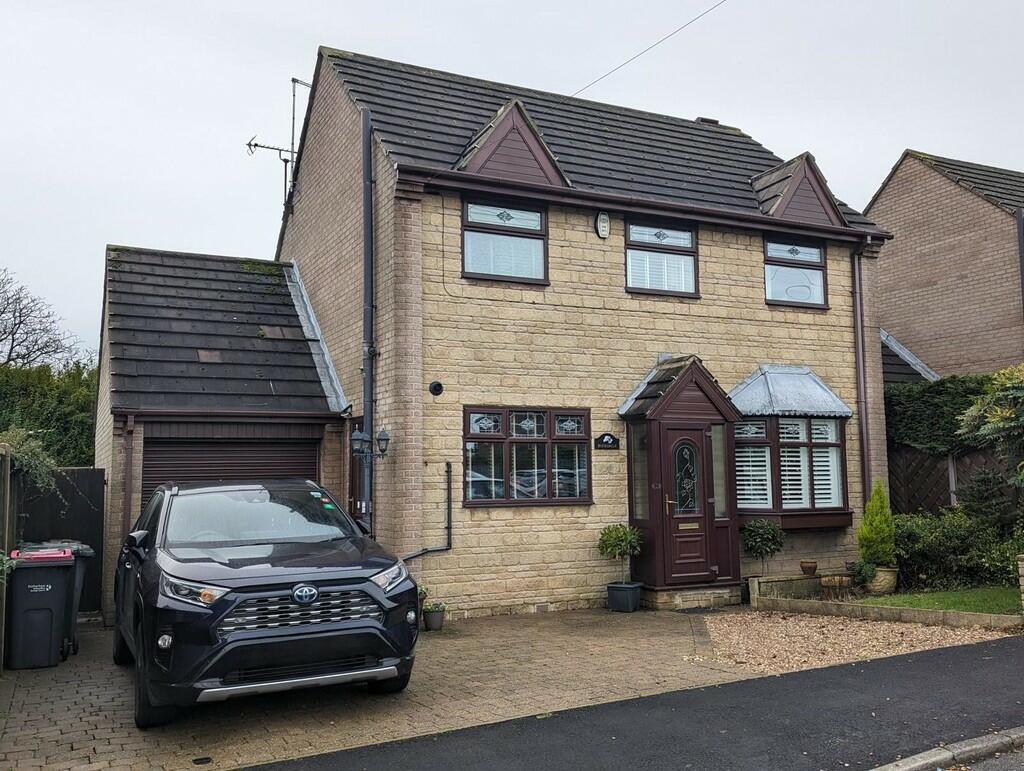 3 bedroom detached house for sale in Rosemary Road, Wickersley, S66