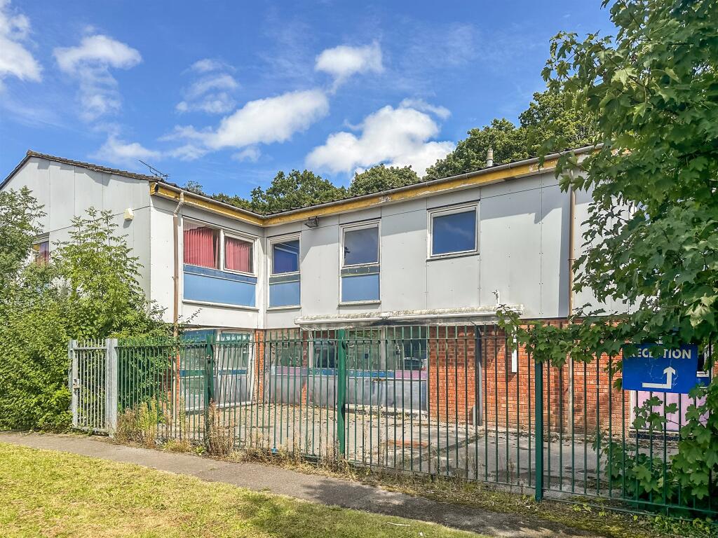 Main image of property: Linnet Close, Waterlooville