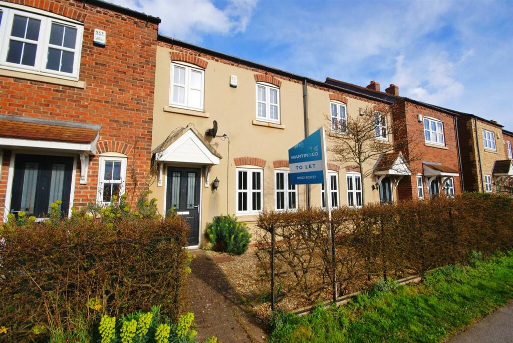 3 bedroom terraced house for rent in Sleaford Road, Branston, LN4