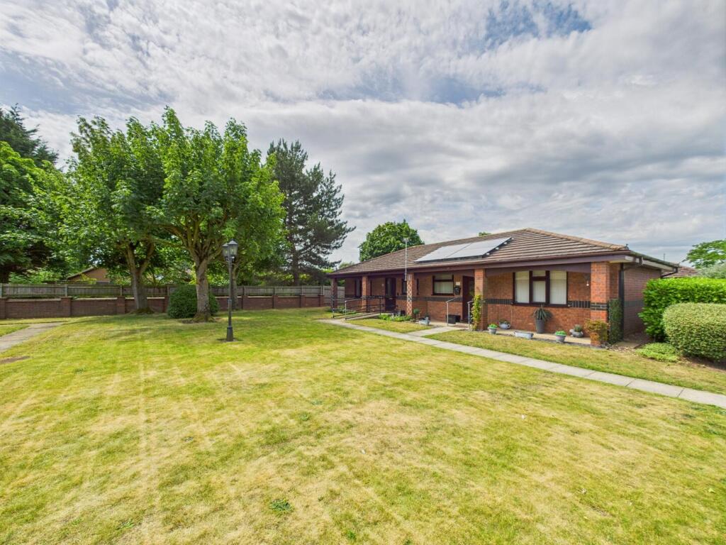 Main image of property: St. Claires Court, Lincoln