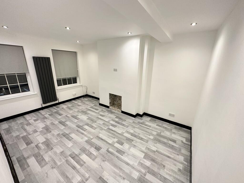 Main image of property: Frinton Mews, Gants Hill, IG2