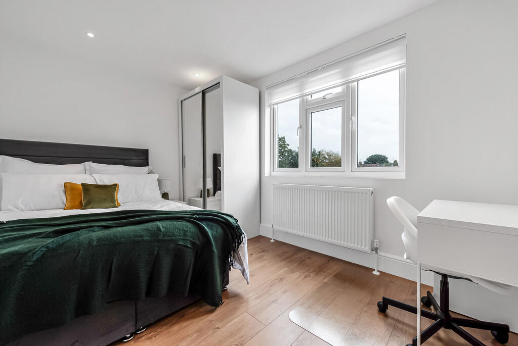 Main image of property: Eastern Avenue, Redbridge