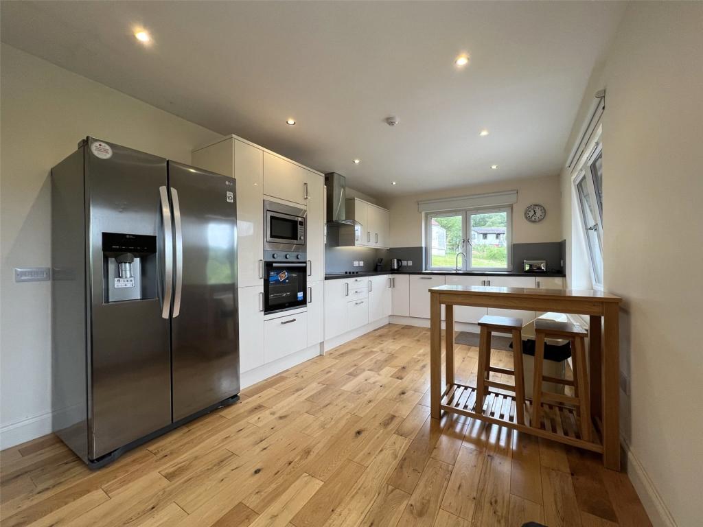 5 bedroom detached house for sale in Harbour Vista, Achnaglach