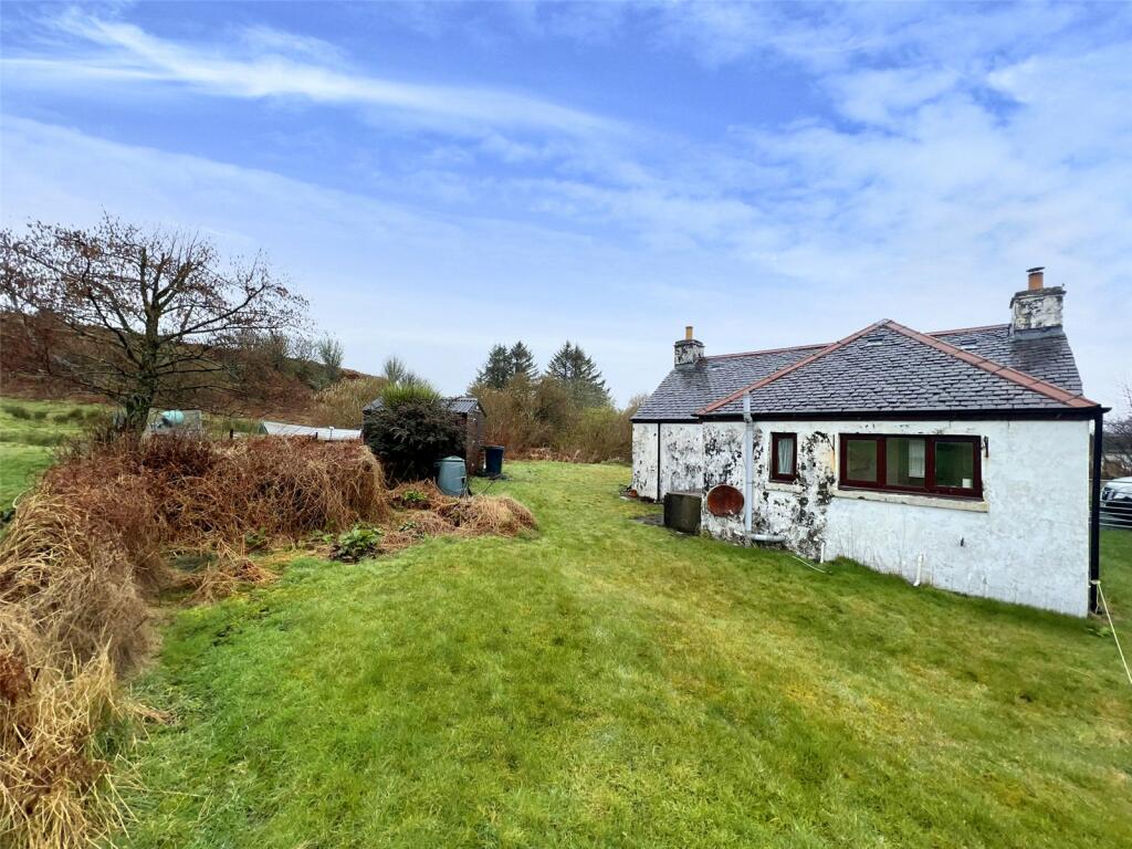 2 bedroom bungalow for sale in 30 Toberonochy Village, Toberonochy