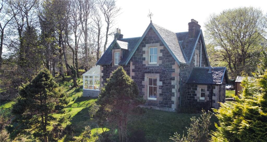 Main image of property: Breadalbane Street, Tobermory, Isle of Mull, Argyll and Bute, PA75