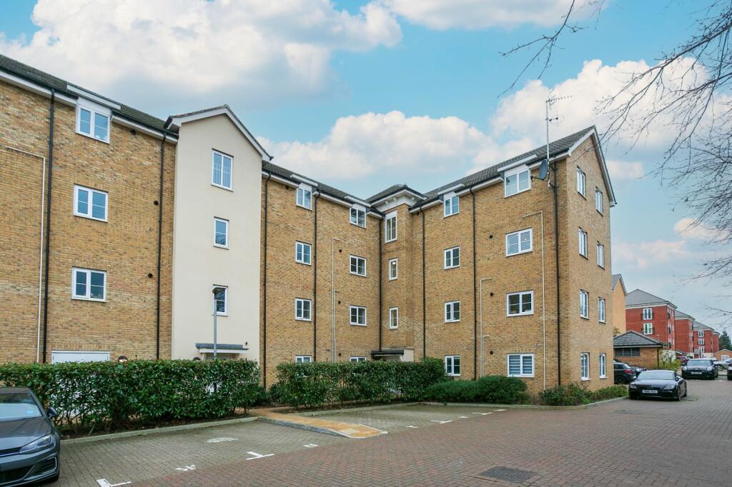 1 bedroom apartment for sale in Dodd Road, Watford, Hertfordshire, WD24