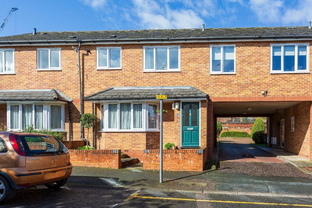 1 bedroom apartment for sale in Estcourt Road, Watford, Hertfordshire, WD17
