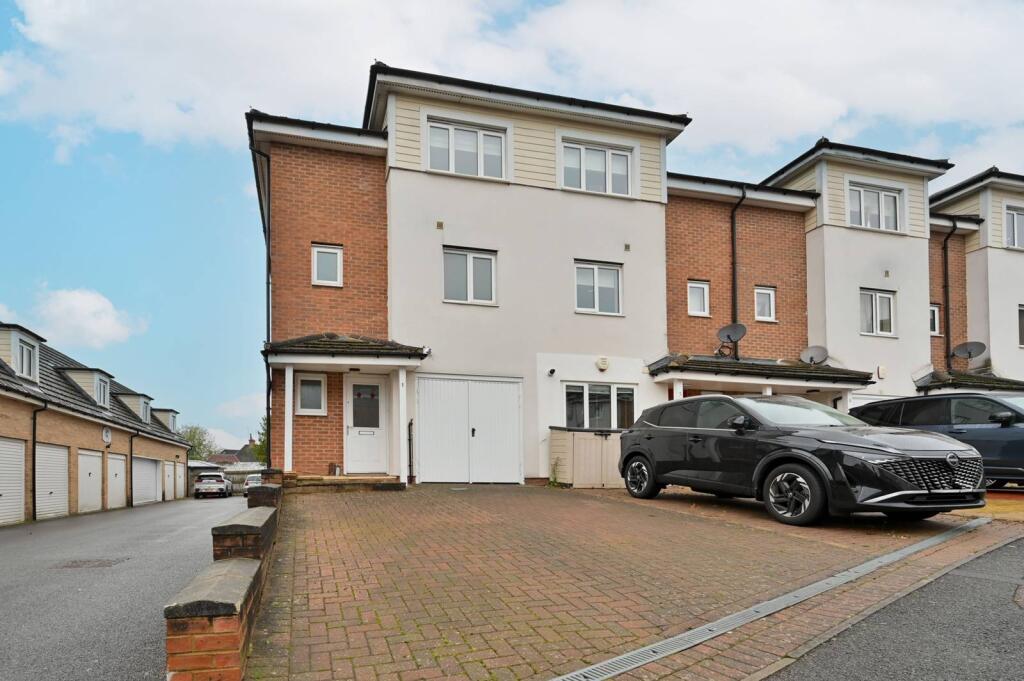 Main image of property: Observer Drive, Watford, WD18