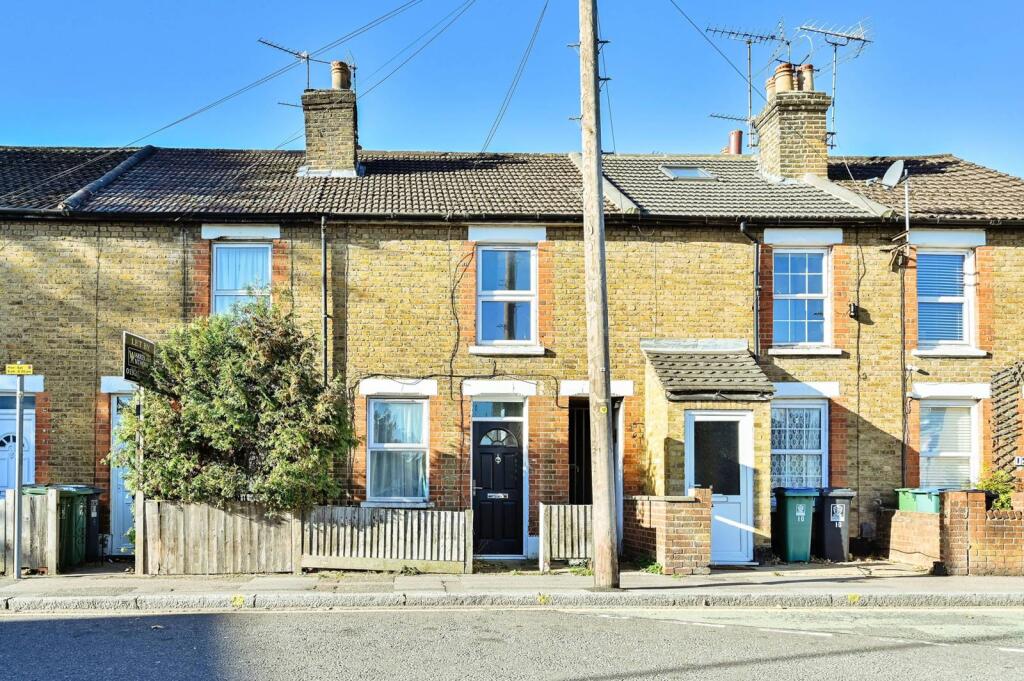 2 bedroom terraced house