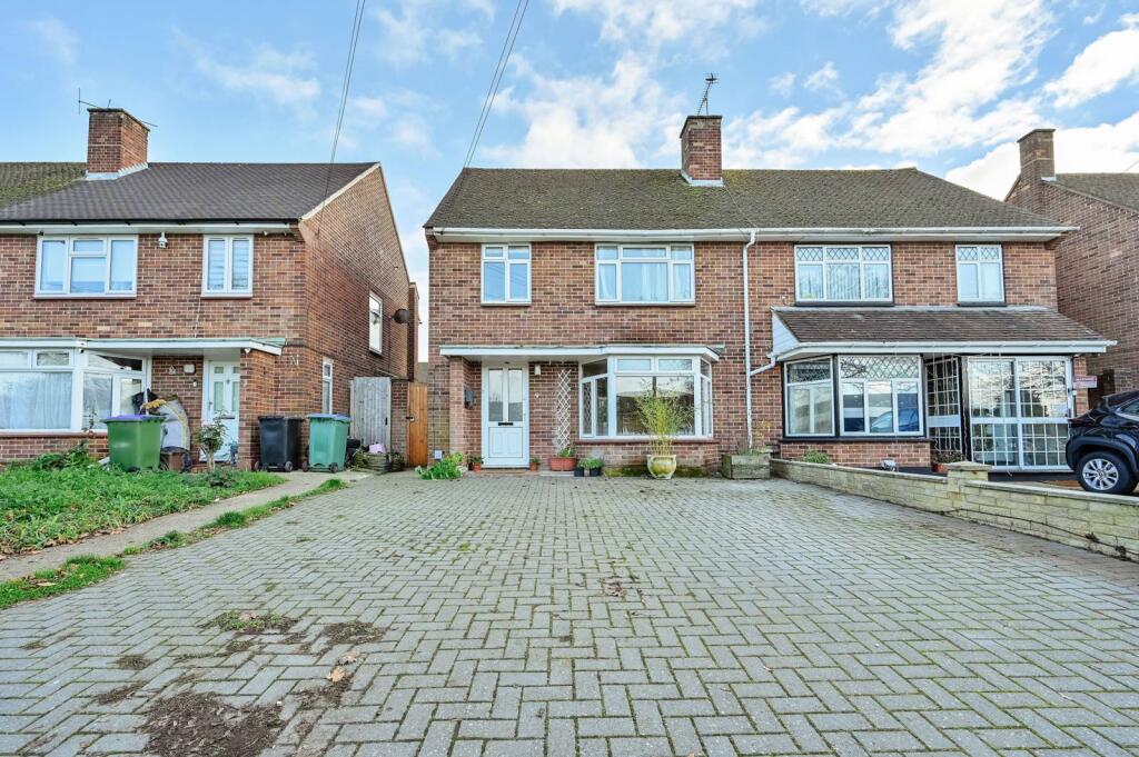 Main image of property: Chesham Way,WD18, Watford, WD18
