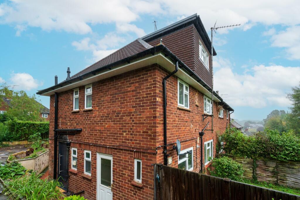 2 bedroom for rent in Hubbards Road, Chorleywood