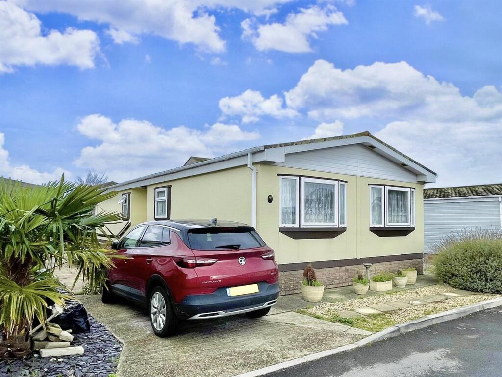 Main image of property: Chickerell Road, Weymouth