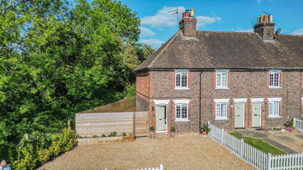 Main image of property: Close Proximity To Marden High Street