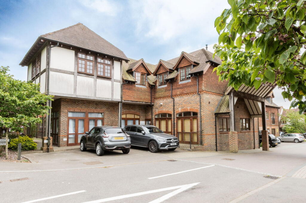 Main image of property: Ground Floor Flat With No Onward Chain In Hurst Green