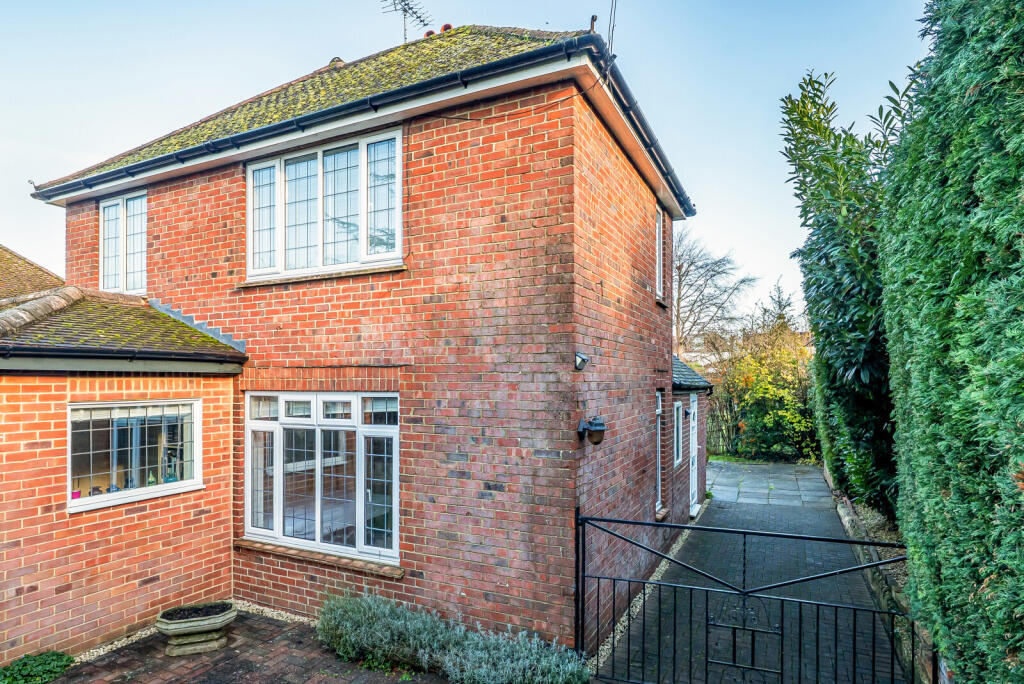 Main image of property: St. Johns Road, Farnham, Surrey, GU9