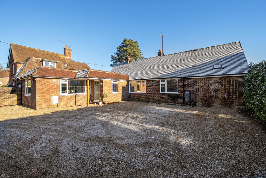 Main image of property: Guildford Road, Cranleigh, GU6