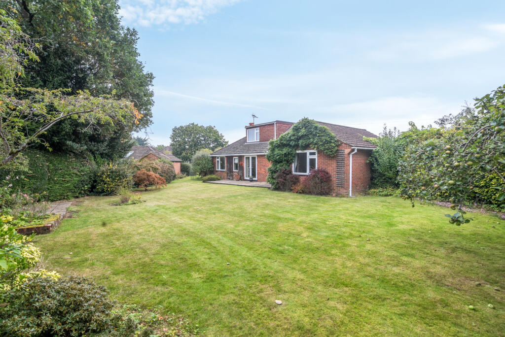 Main image of property: Thorn Road, Wrecclesham, Farnham, GU10